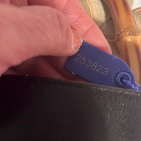 Gucci Lady Diana Two way purse Black w bamboo handles - Picture 13 of 13